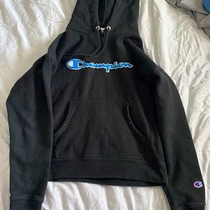 black champion hoodie